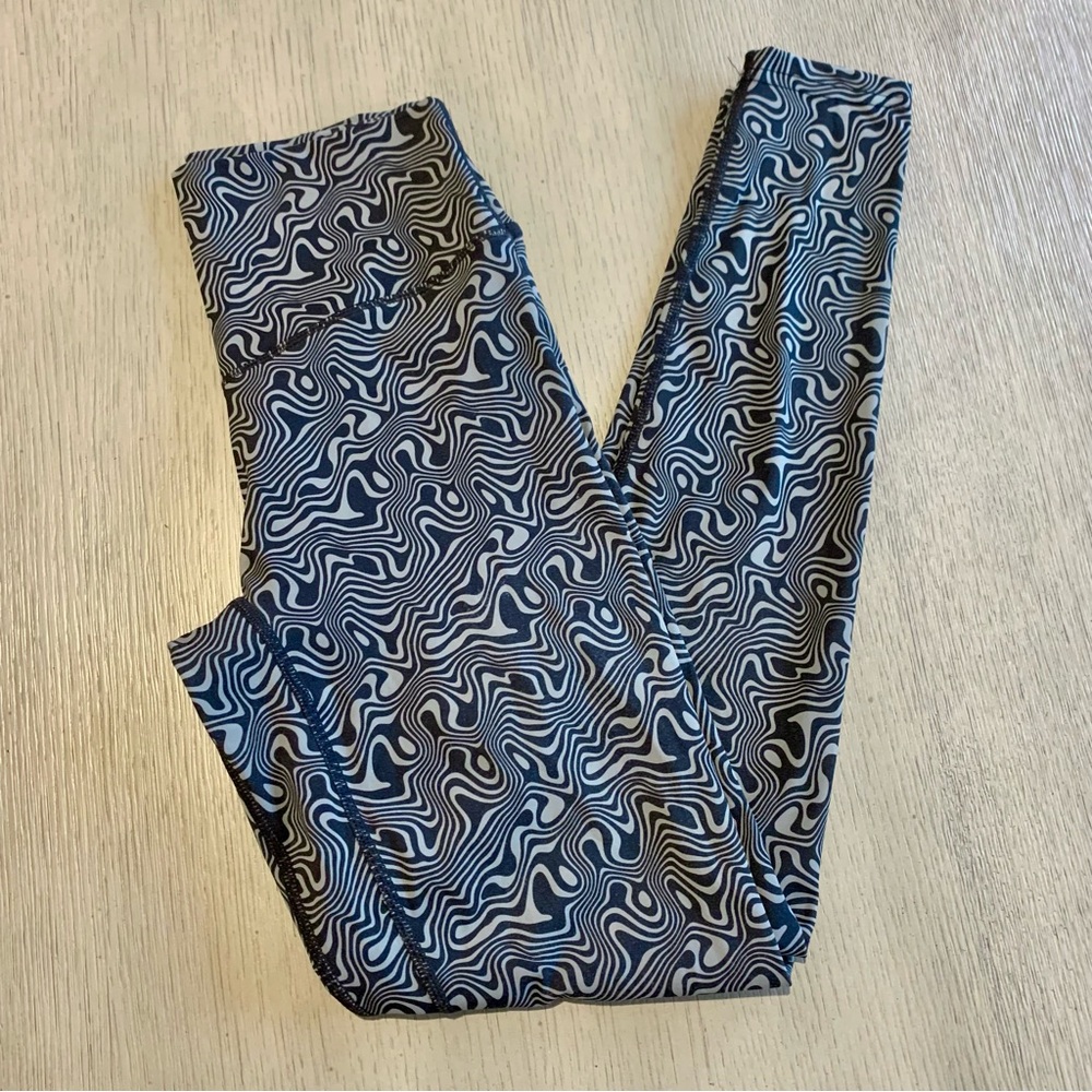 Balance Athletica Workout “Storm” Set (Sports Bra + Leggings) - Picture 3 of 12